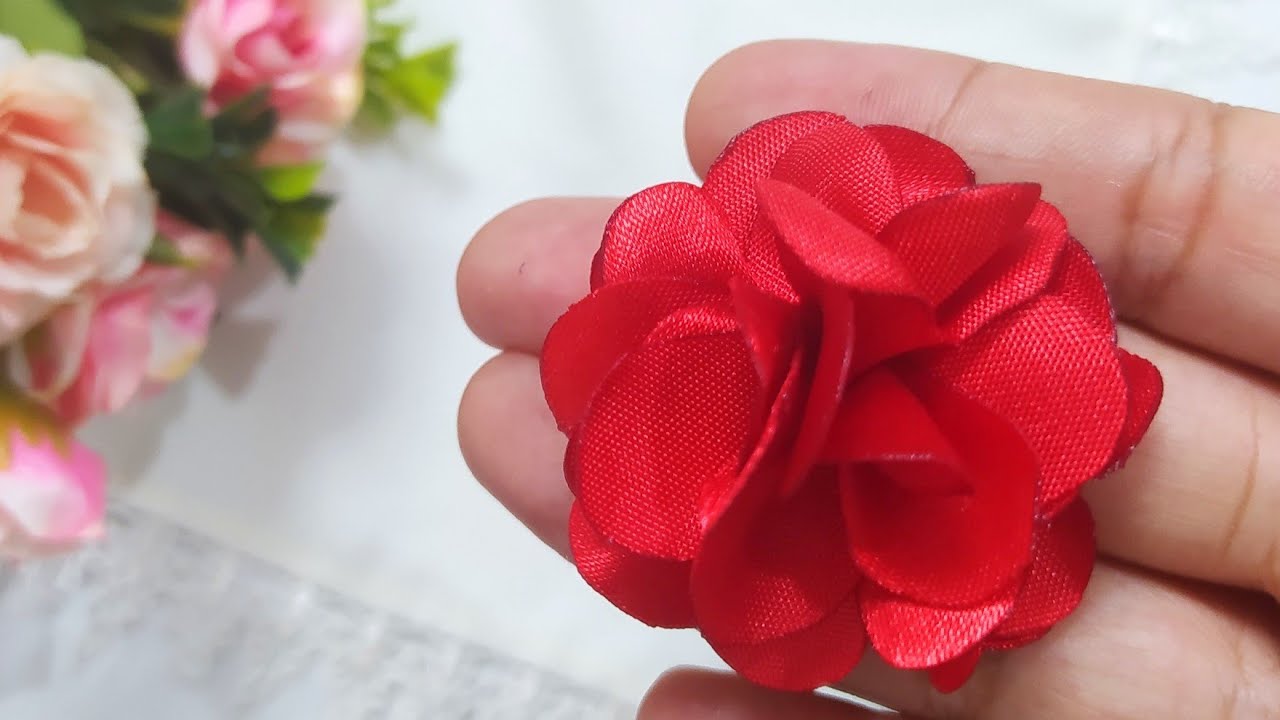 #DIY PAP Flor de cetim fácil #HANDMADE - satin flower - Aline Soeiro
