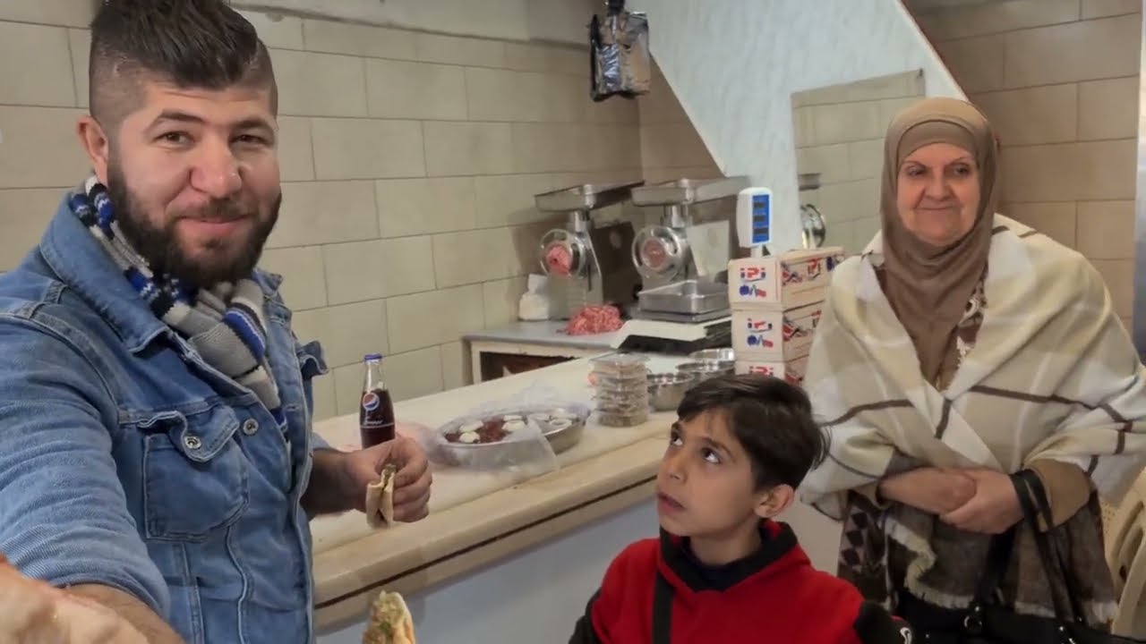 كفتة و نقانق و برغر دجاج مع حماتي