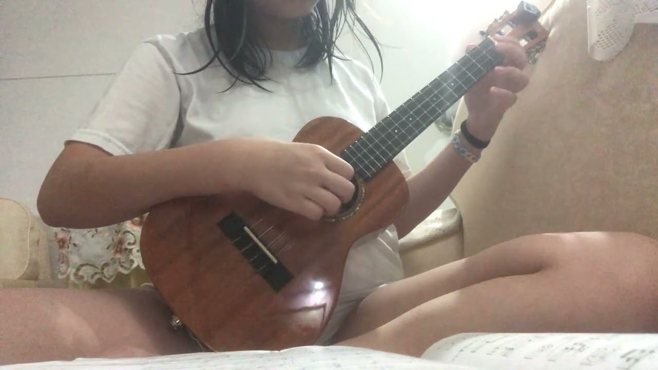 Ukulele practice songbird.                  15/1/2025
