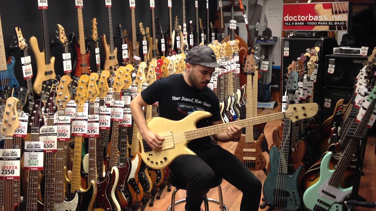 Doctorbass net Recording Sessions  Lorita Basses  Miki Santamar&iacute;a Signature model by Miki Santamari