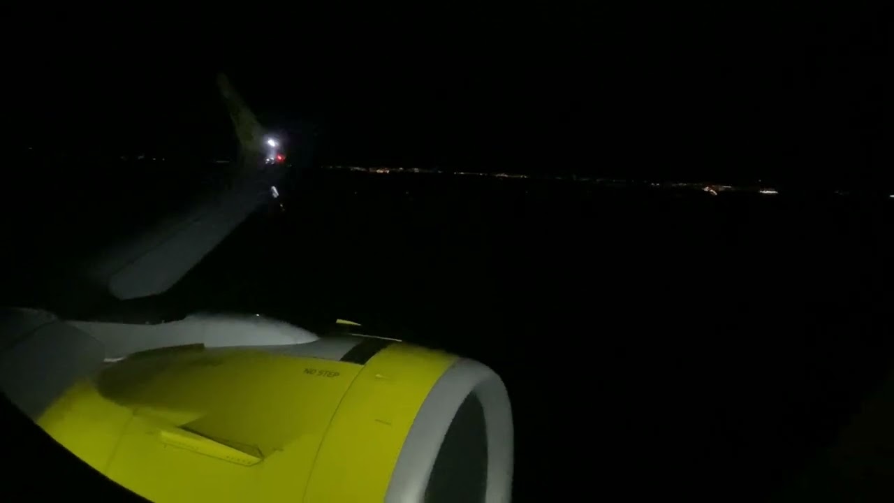 HARD Spirit Airlines A320NEO landing in Oakland