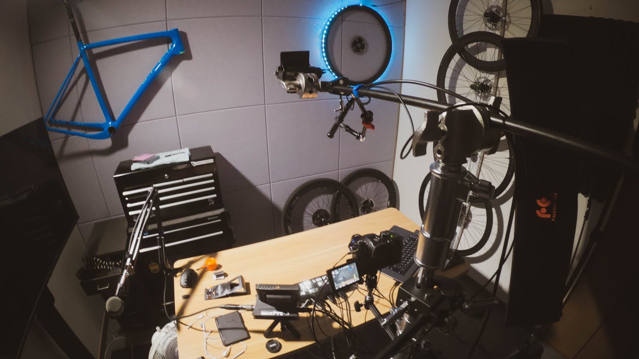 Bike room: Camera, Audio & Live stream setup