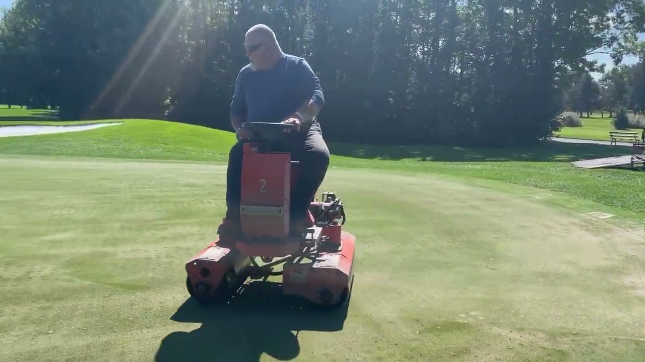 Nouveau technique d'aération des verts à la Vallée du Richelieu