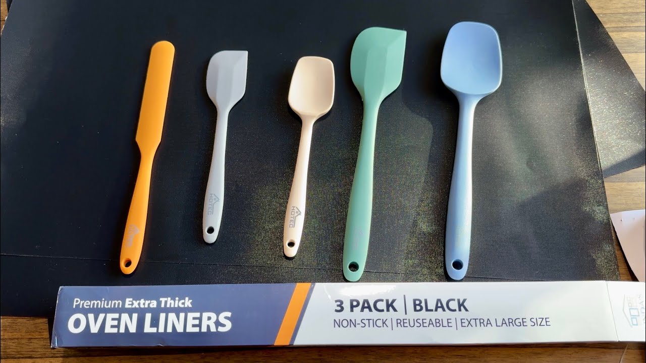 HOTEC Heat Resistant Silicon Spatula and PREMIUM Extra Thick Oven Liners 