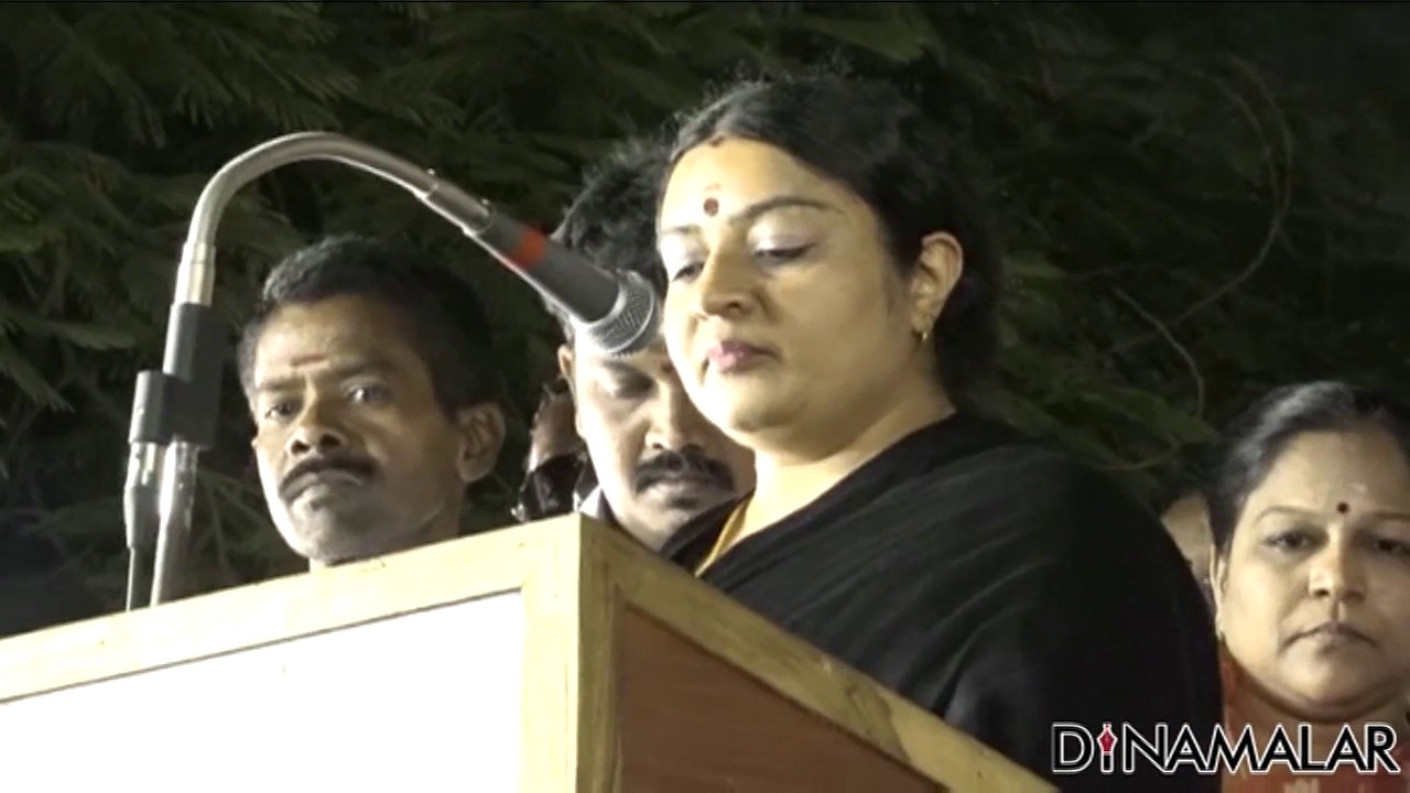Deepa's 1st Stage Speech at Election Campaign in RK Nagar