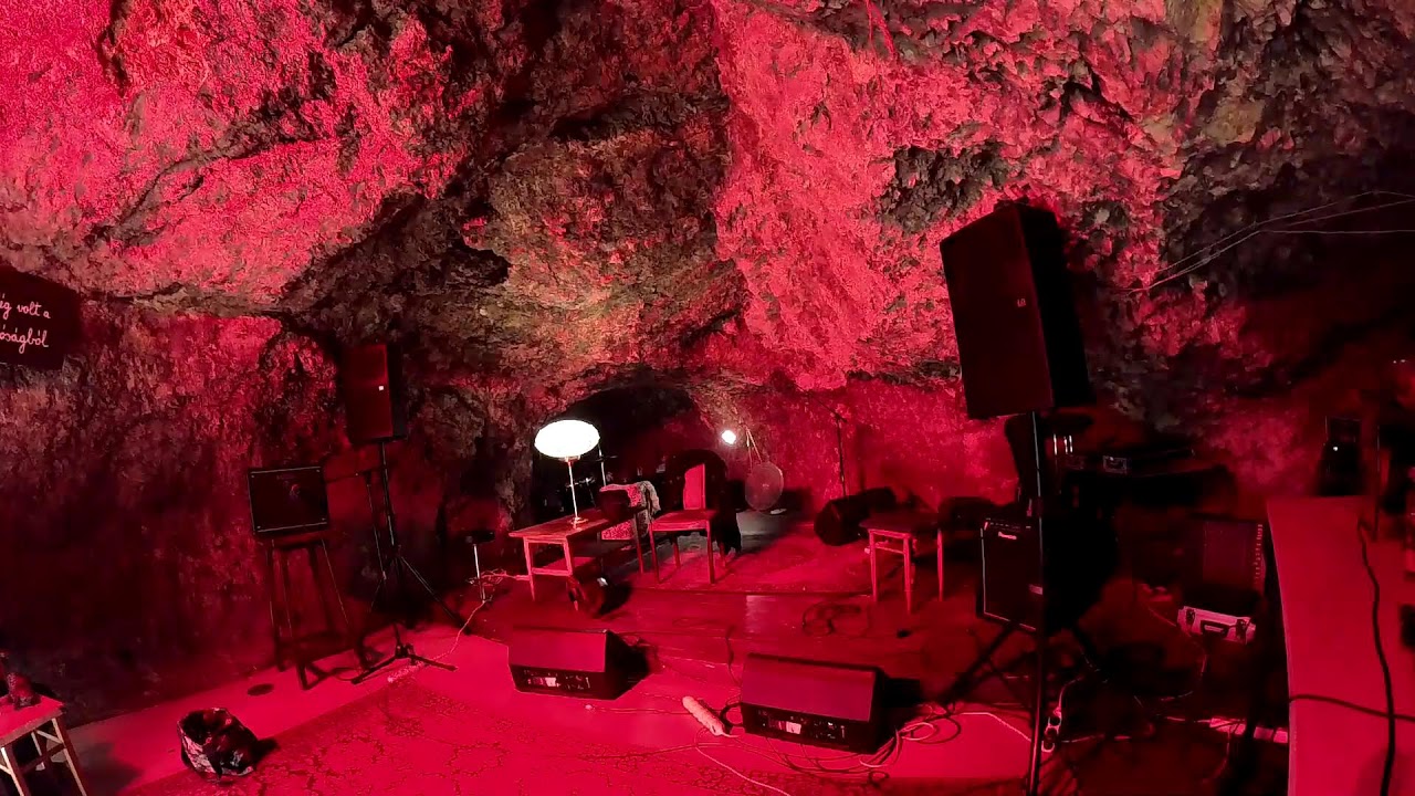 Tiny Cave