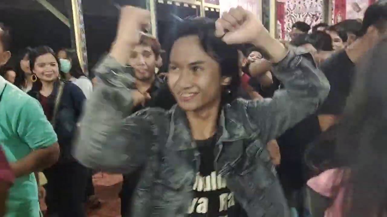 Susi feat Ari Cover Hendry Pangal 
