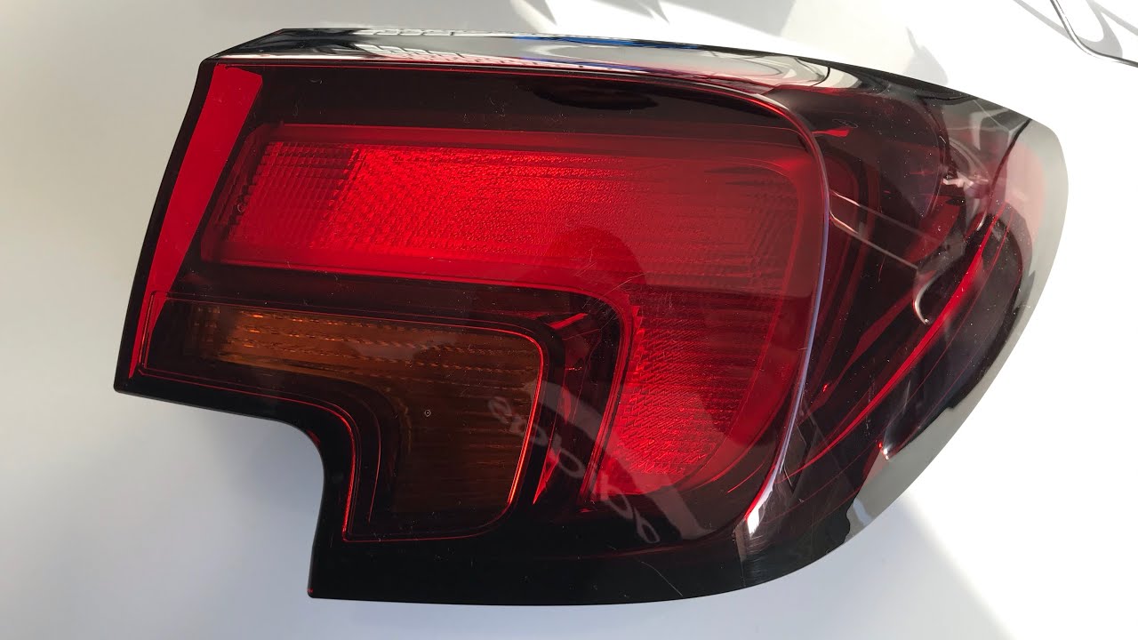 Astra K Rear Cluster Bulb Change (How To)