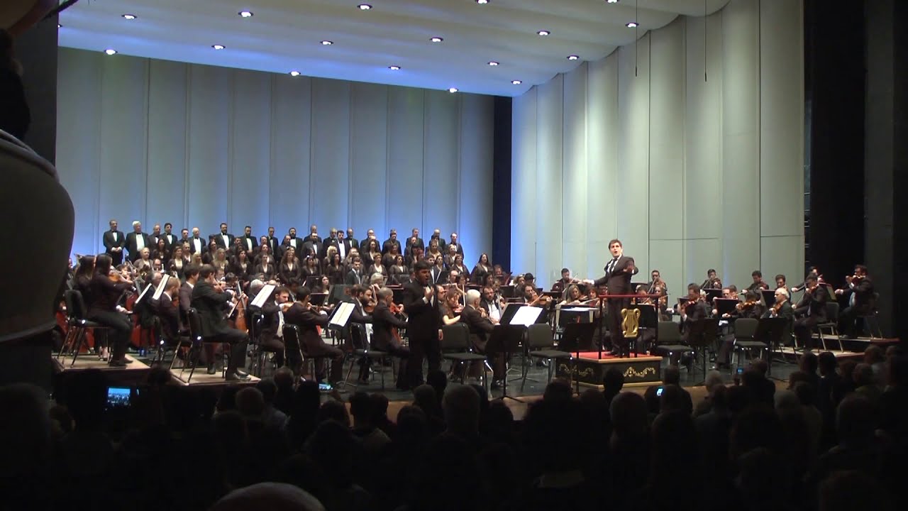 Himno Nacional Uruguayo con Marcelo Otegui como solista