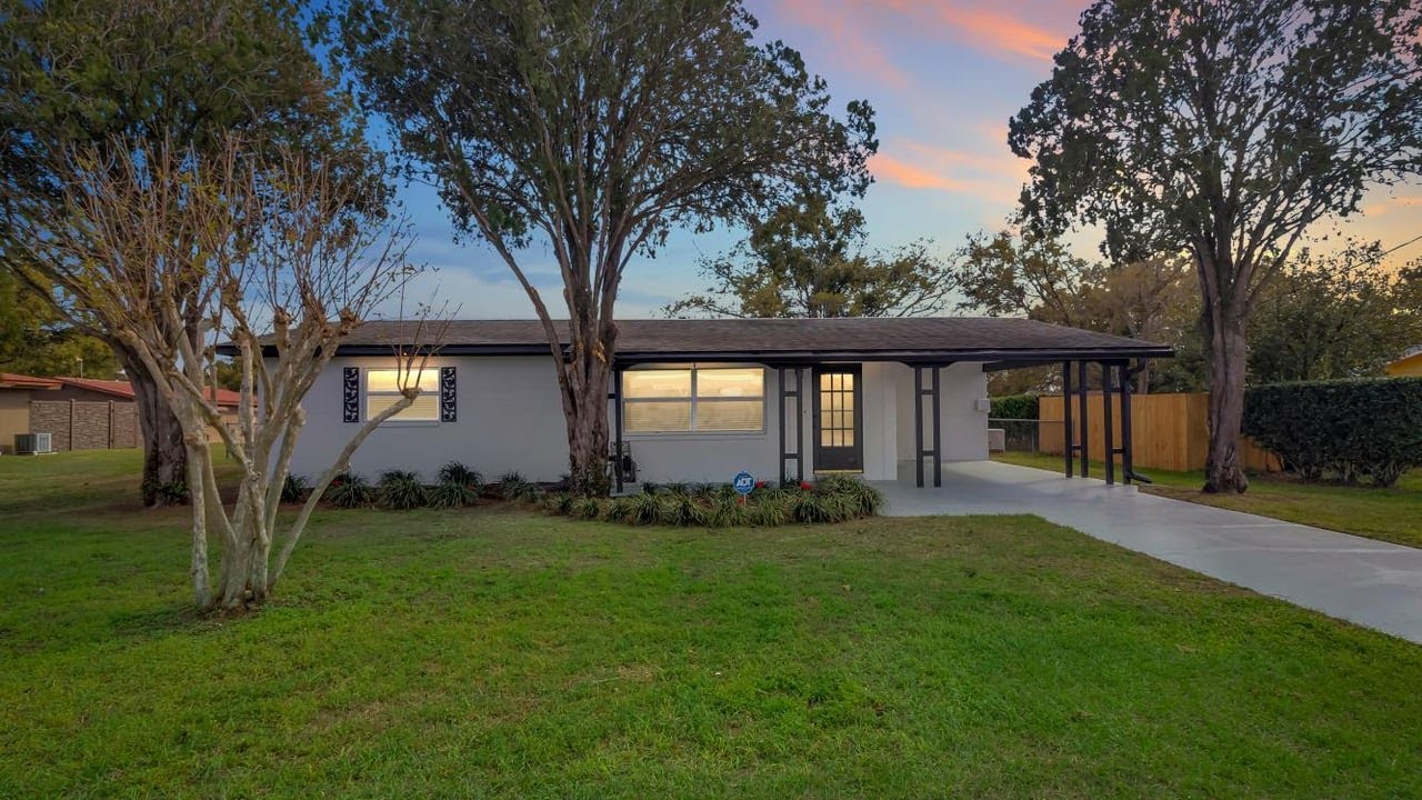 37136 Mandarin Ave, Zephyrhills, FL