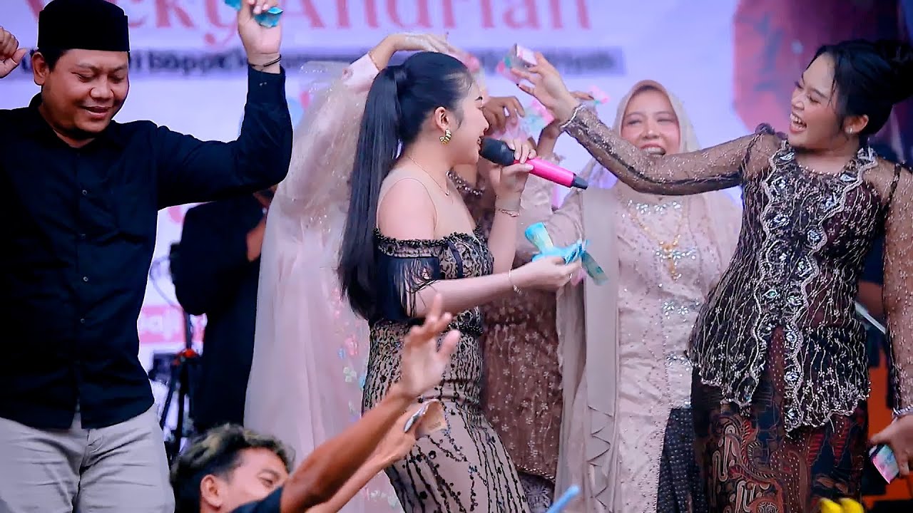 LALUNA MUSIC - KANDAS X GARAM CHINA X PERTEMUAN DIN ANNESIA - WEDDING PARTY VICKY DAN FITA -GROBOGAN