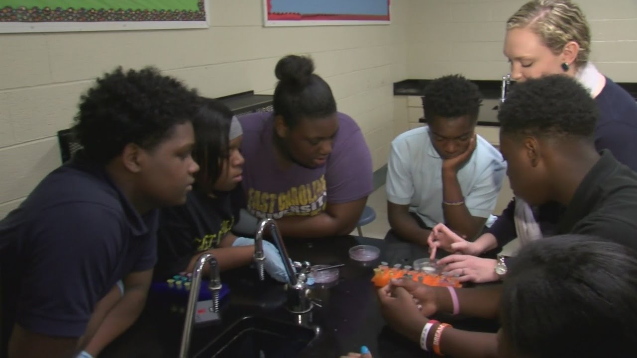 Middle school students make special discovery in the science lab