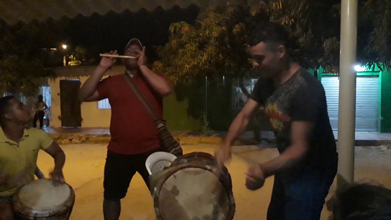 Cumbia en flauta de millo... GUEPAJE