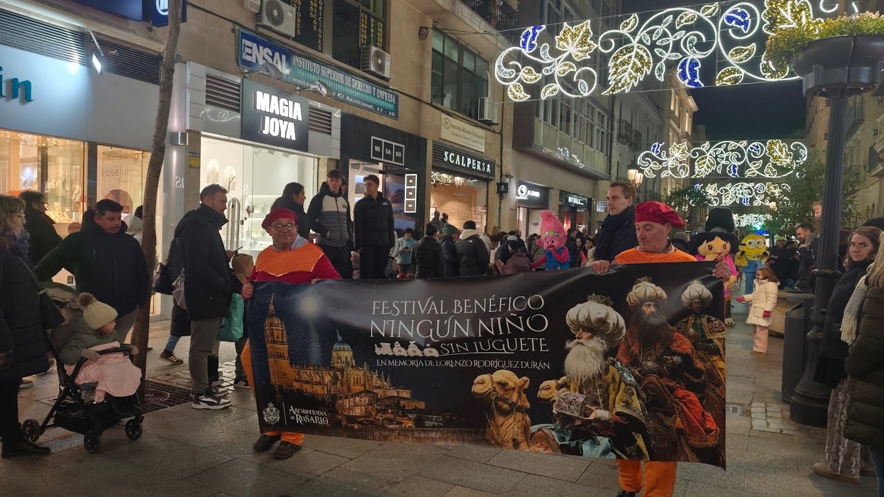 Desfile Festival Ningún niño sin juguete 2025, Rosario Salamanca