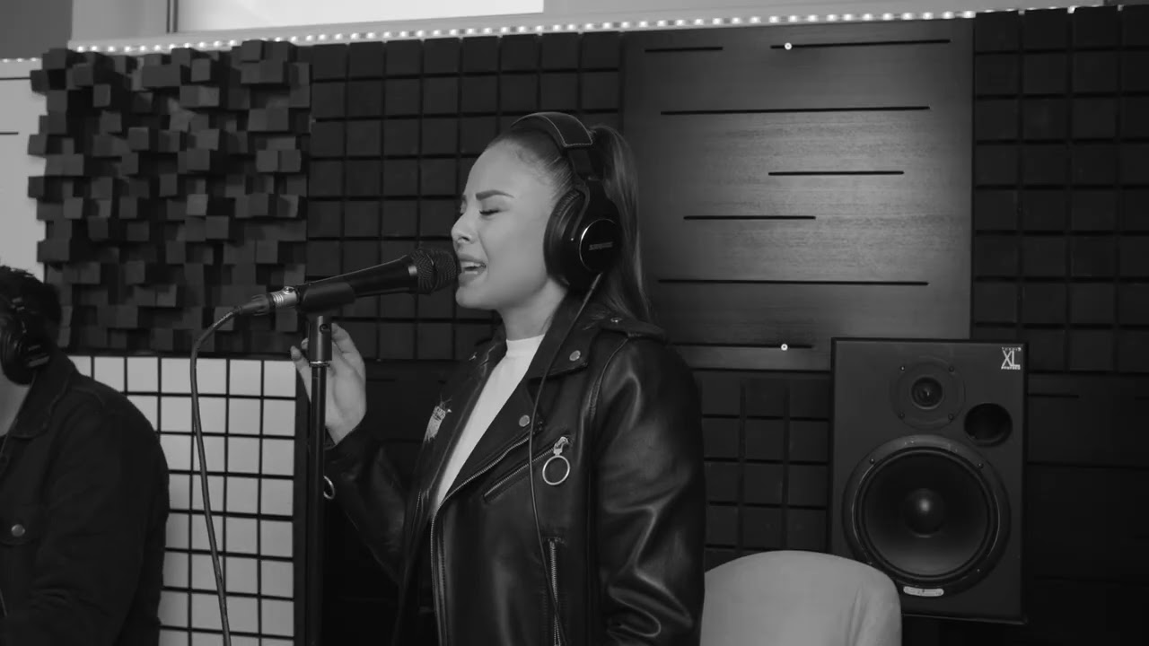 Pl&aacute;n - Monika Bag&aacute;rov&aacute; (Live studio version)