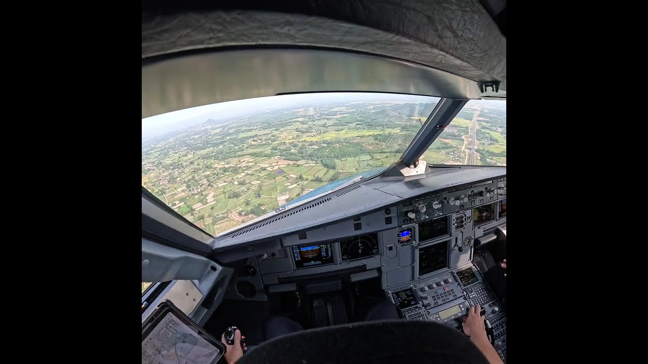 Beautiful day for flying | Phu Cat Airport | RNP Z 15 | 3.5 Degree Glide Path