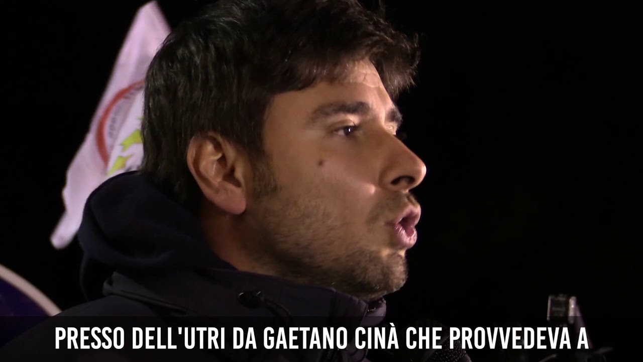 Alessandro Di Battista - Lettura della sentenza Dell'Utri ad Arcore