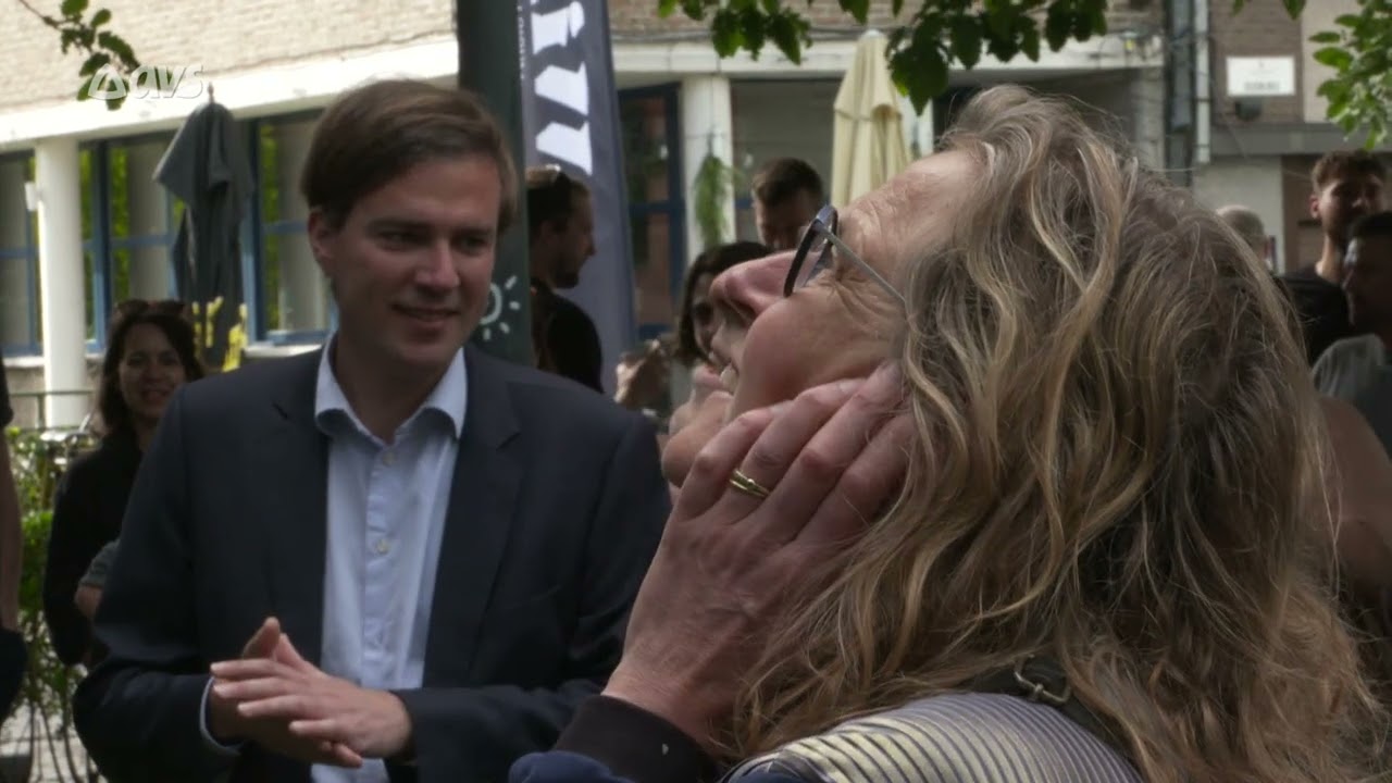Muurschildering eert Luc De Vos