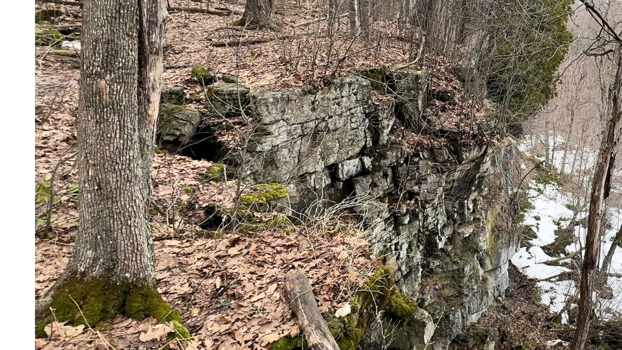Hiking Past Caves and Escarpment Views | Peaceful Forest Trail Walk