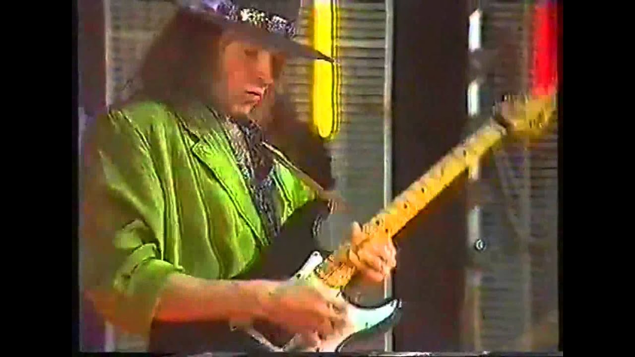Michael Flexig with ZENO - A Little more Love, live -rare