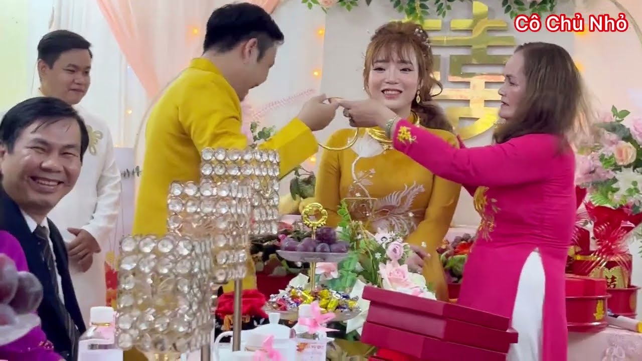 Cô Chủ Nhỏ và gia đình tất bật cho lễ rước dâu của em gái về nhà chồng