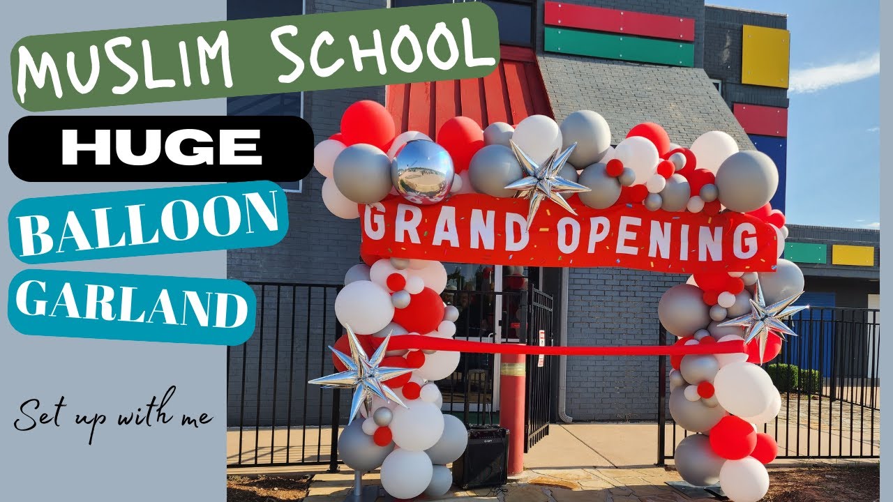 Large Organic Balloon Arch
