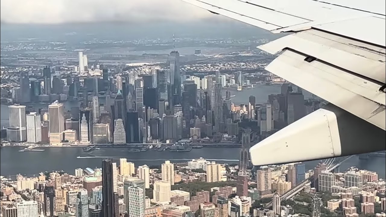 Landing at New York City LaGuardia Airport (LGA) with Commentary from a New Yorker