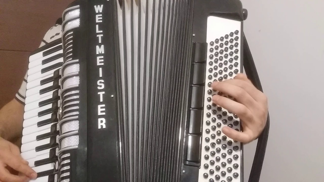 Balamouk - Les Yeux Noirs Accordion Cover