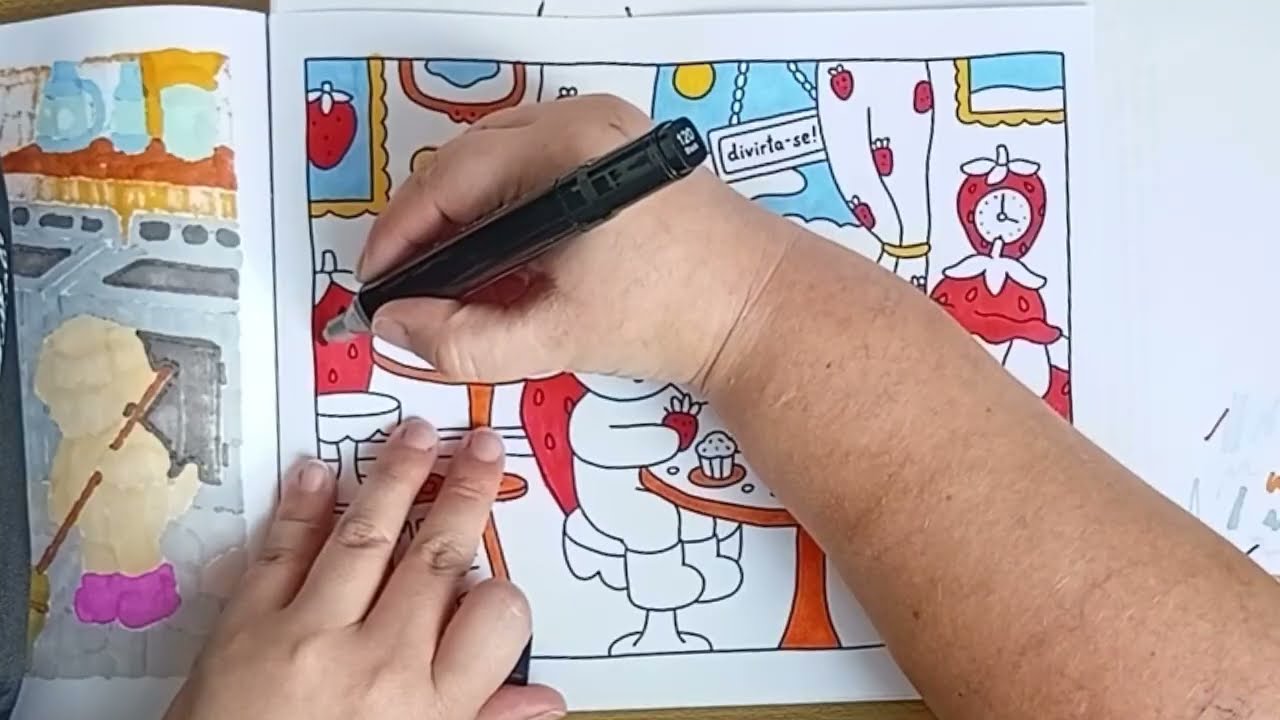 Colorindo Bobbie Goods na lanchonete dos morangos / Usando kit touch 168 cores + lápis de cor 