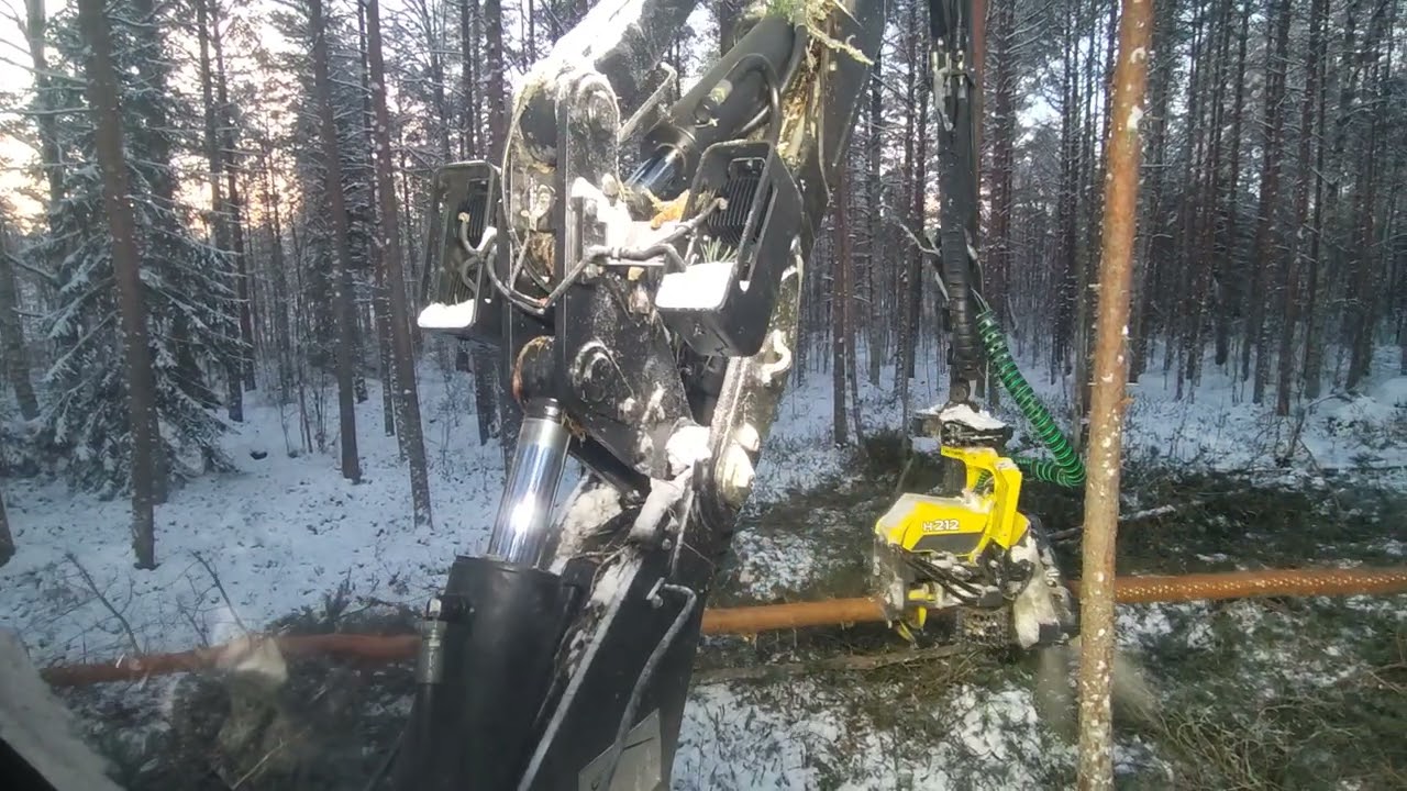 John Deere 1070e H212.  Suoleimikon aloittelua...