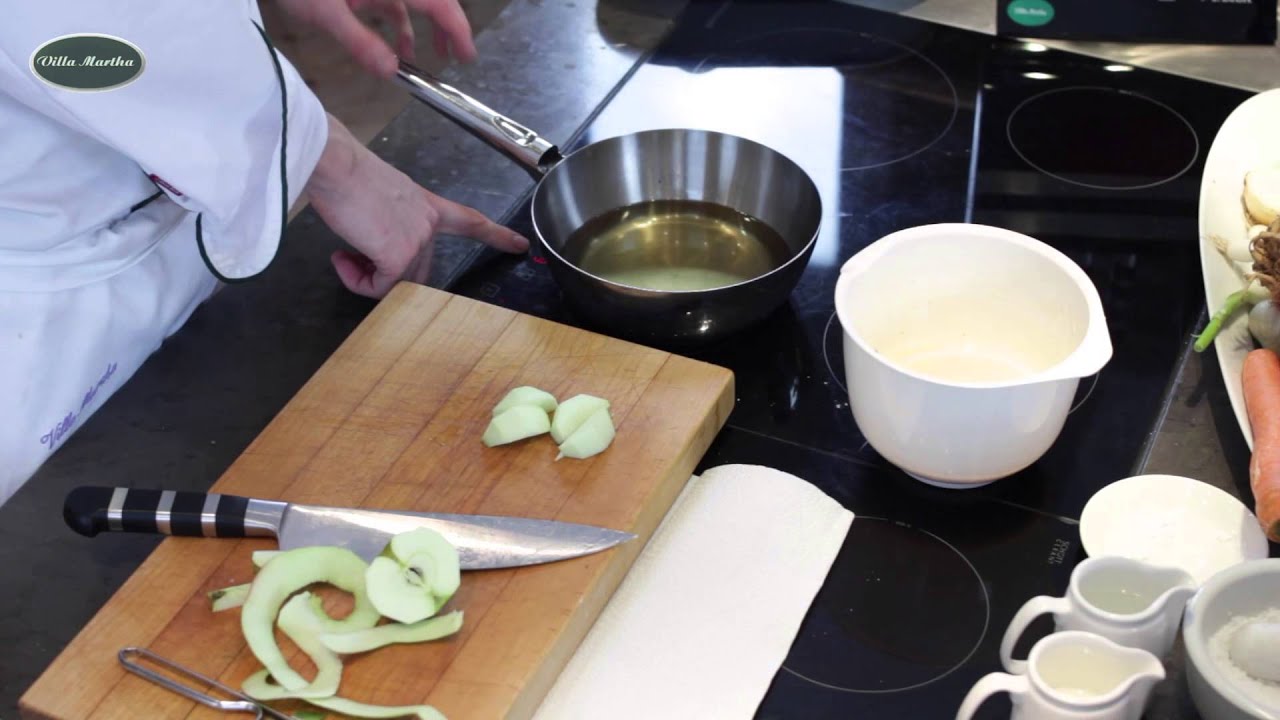 Apfel im süßen Bierteig Kochvideos Dessert Rezepte Villa Martha Kochschule