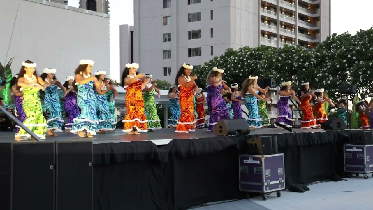 Pahoho - Tahitian Dance from Ma'ohi Nui 20th anniversary show.