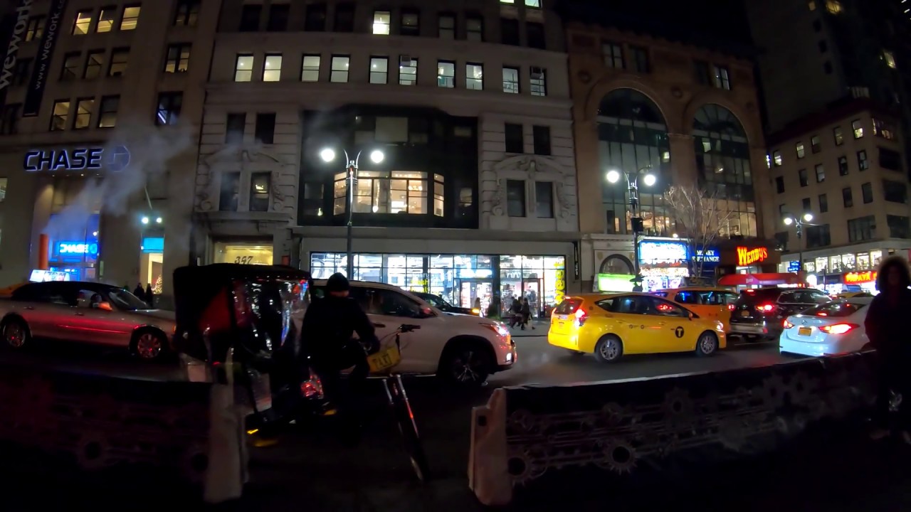 ⁴ᴷ⁶⁰ Walking NYC : Grand Central to Empire State Building via Park Avenue during the Holidays 2018