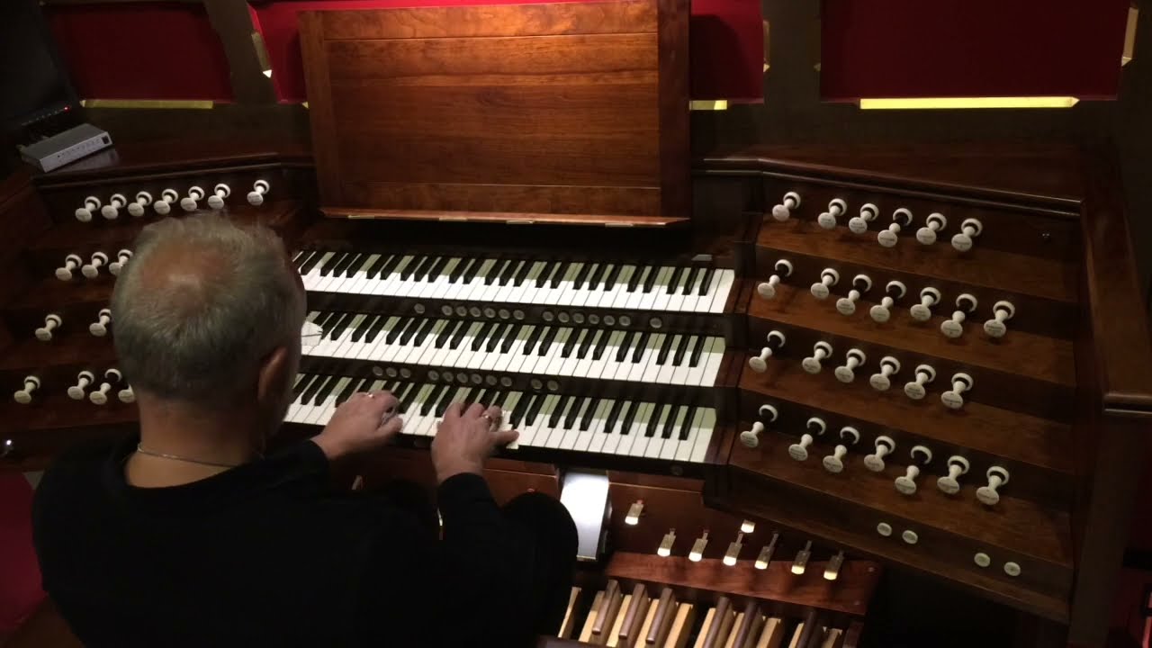 BACH Prelude & Fugue in A minor BWV 543