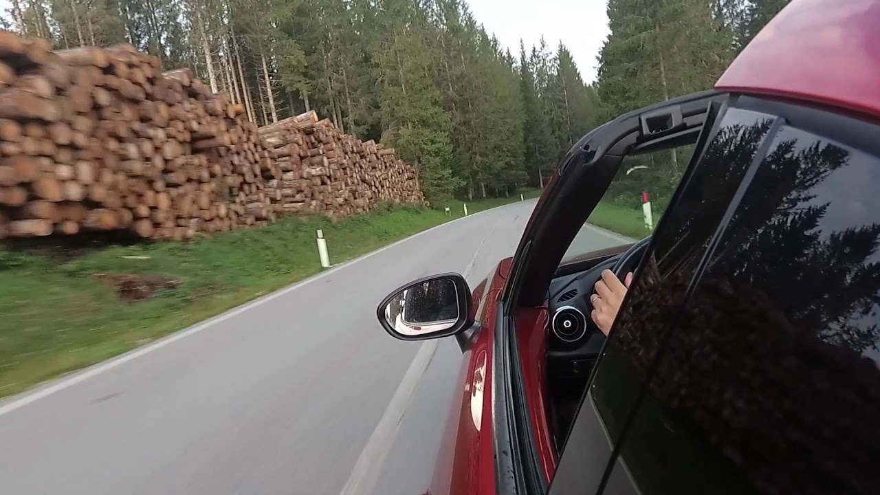 Driving a Mazda MX-5 in the Italian Alps - pure sound
