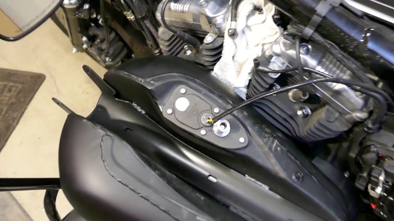 Tank Swap Part 2 Final - Easy and Fast Way 4.5 Gal (17 Liters) - Harley 48 2016