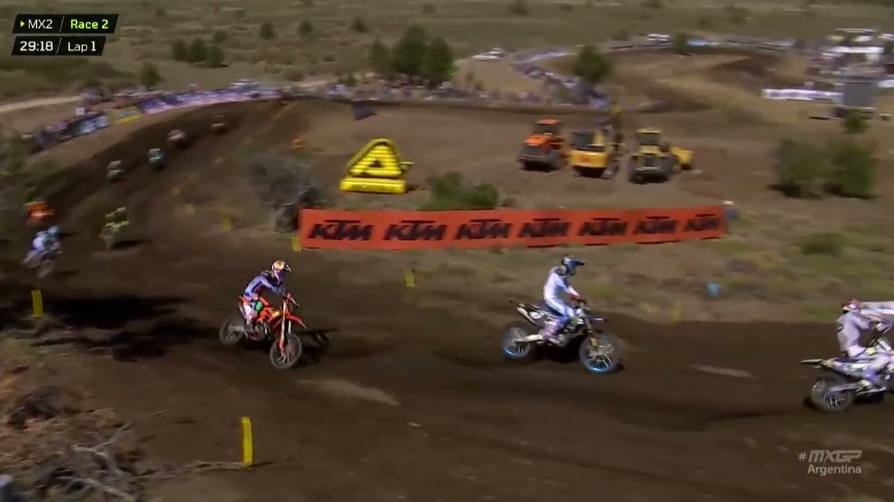 Here is what happened to Lata and Sacha Coenen in MX2 Race 2 #MXGPArgentina