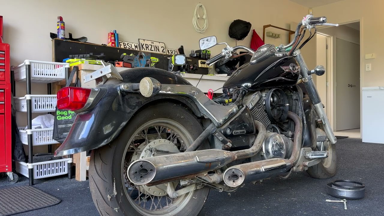 Kawasaki vn800c first start in nearly 10 years