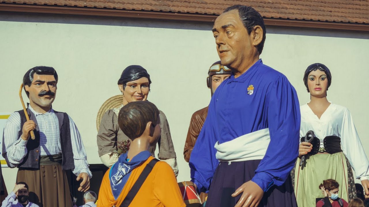 PASSADA DELS GEGANTONS (Fira Av&iacute;cola 2021) - GEGANTS DEL PRAT
