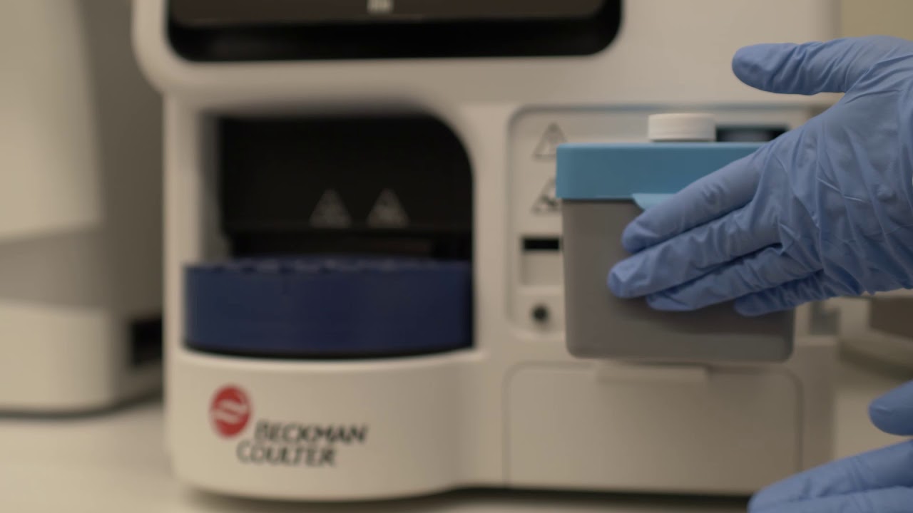 Vi CELL BLU - Installing Reagent Pack