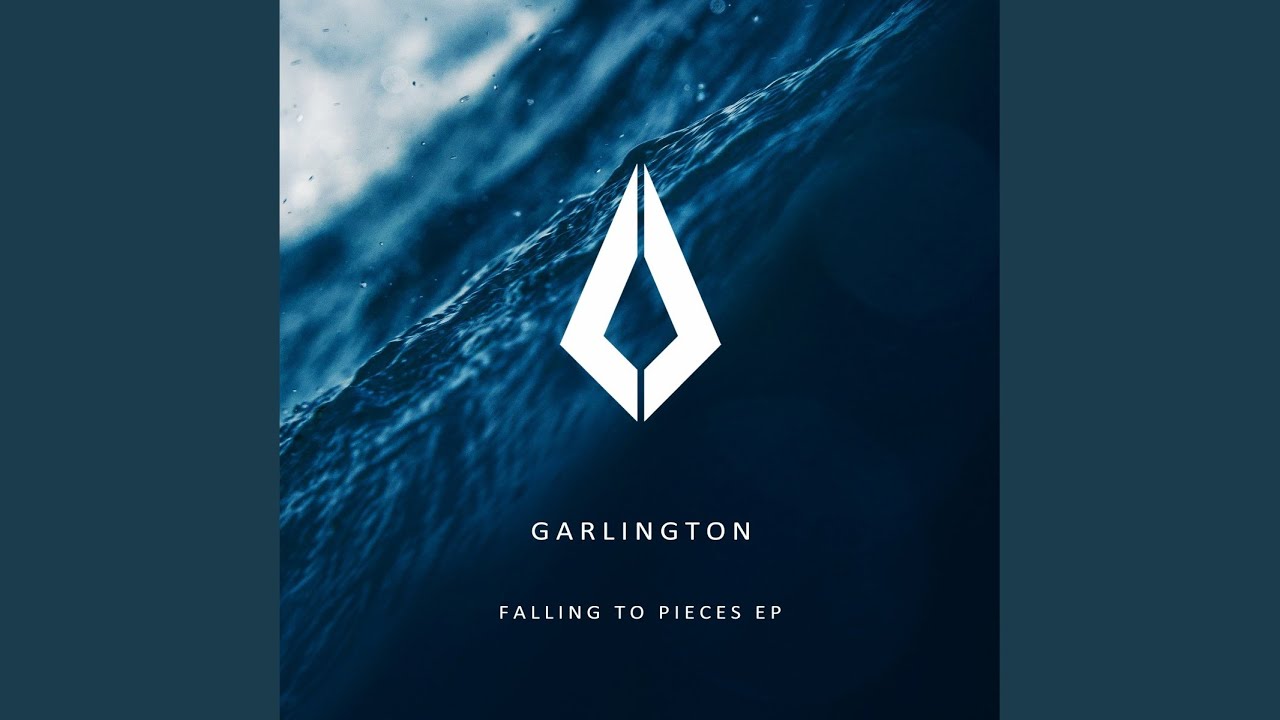 Falling to Pieces (Extended Mix)
