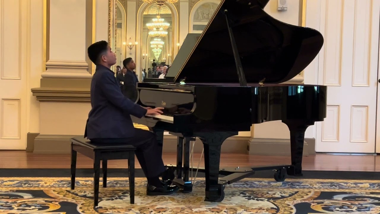 F. Chopin, Nocturne in B flat minor, op. 9 no. 1