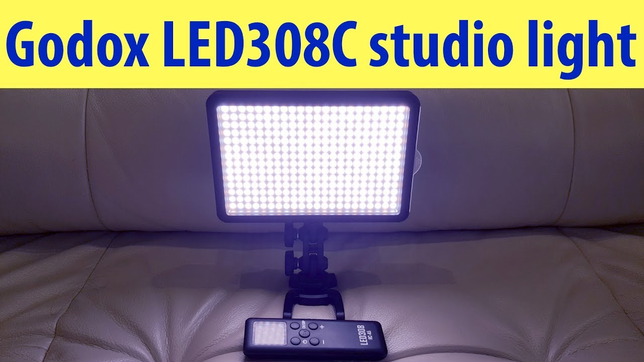 Godox LED308C. Фонарь для фотостудии
