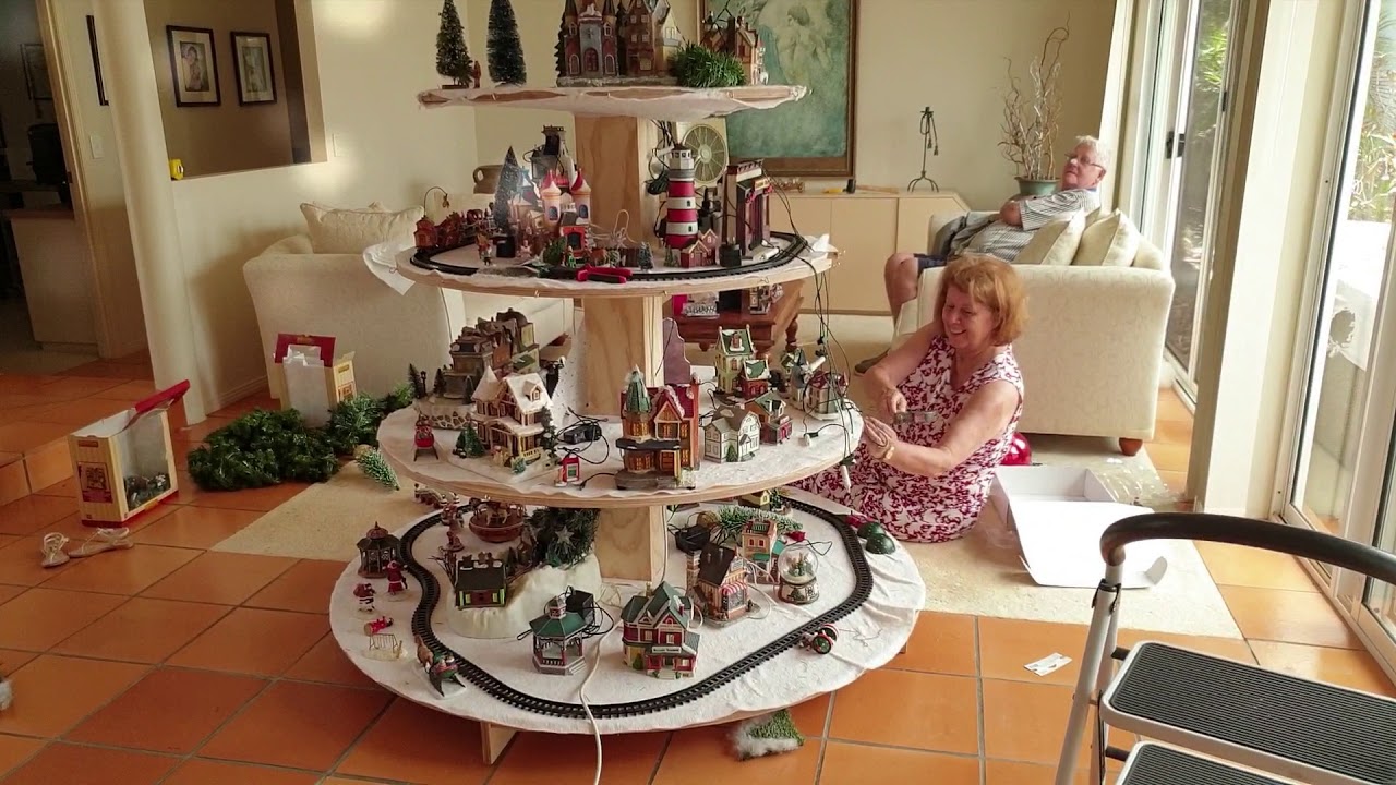 Setting up my Lemax Christmas village display tree Part 1 2019