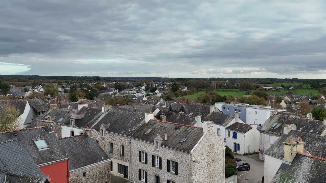 Vue a&eacute;rienne Centre Bourg Theix-Noyalo
