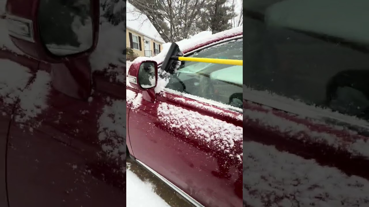 Snow cleaning of my car to go to work ! #work #snow #winter #usa  #nature #car 