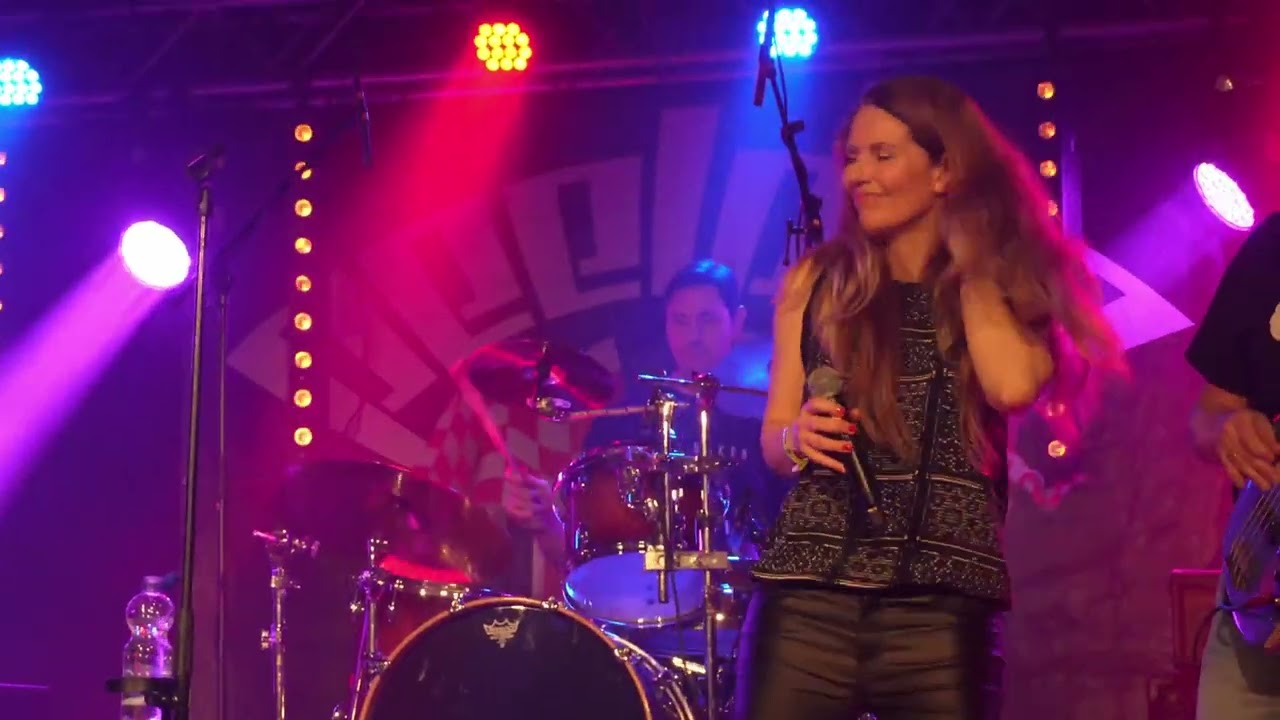 Home is in my head - Anouk (written by Jackie Lomax) - covered by All About Anouk - The Tribute