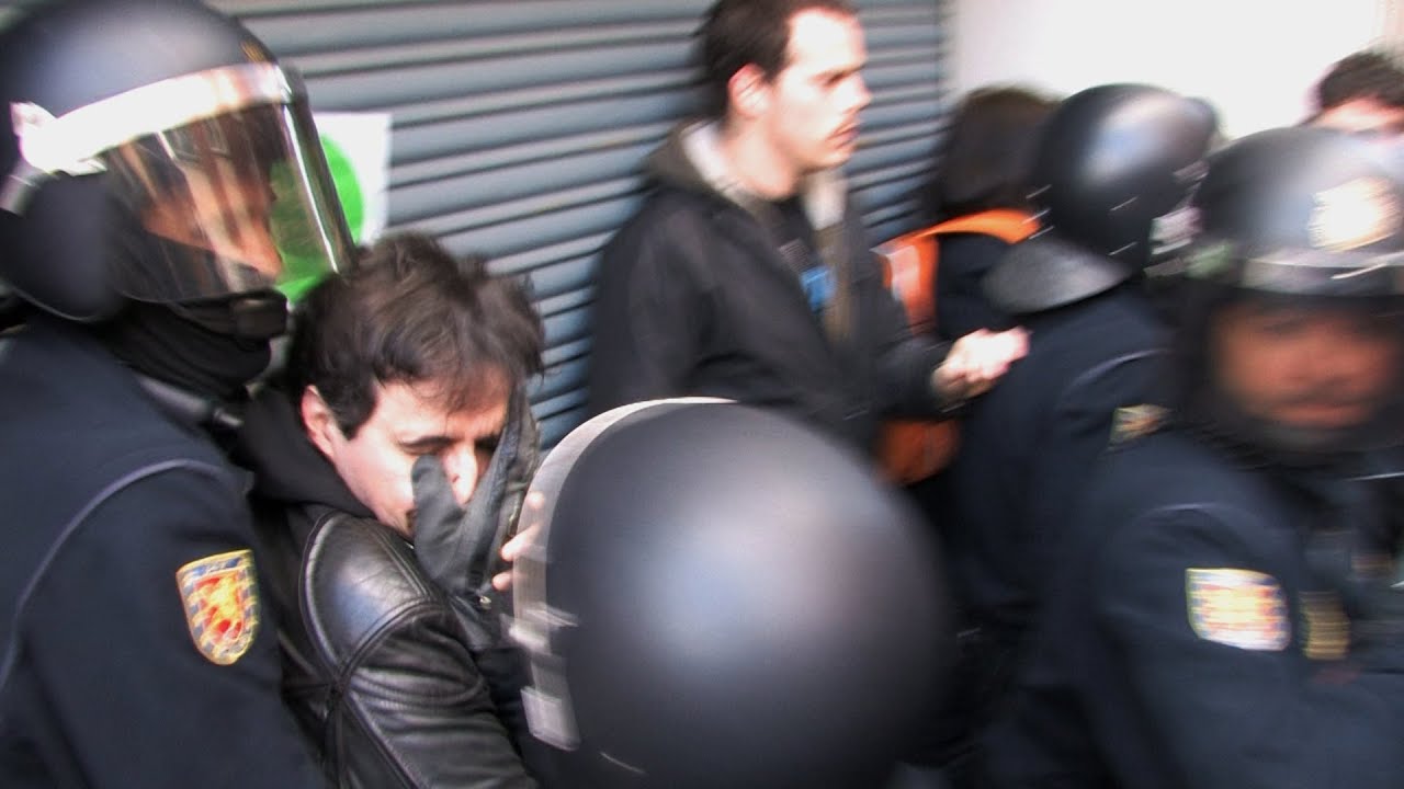 Crónica del escrache a Soraya Sáenz de Santamaría