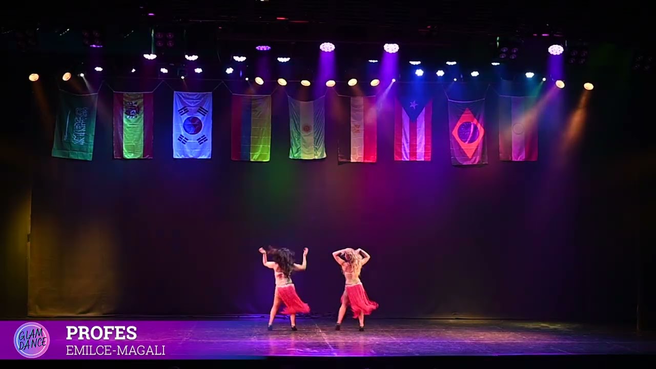GALA DE ALUMNAS 2025. WANDERLUST . TEATRO APOLO. PROFES EMY Y MAGUI.