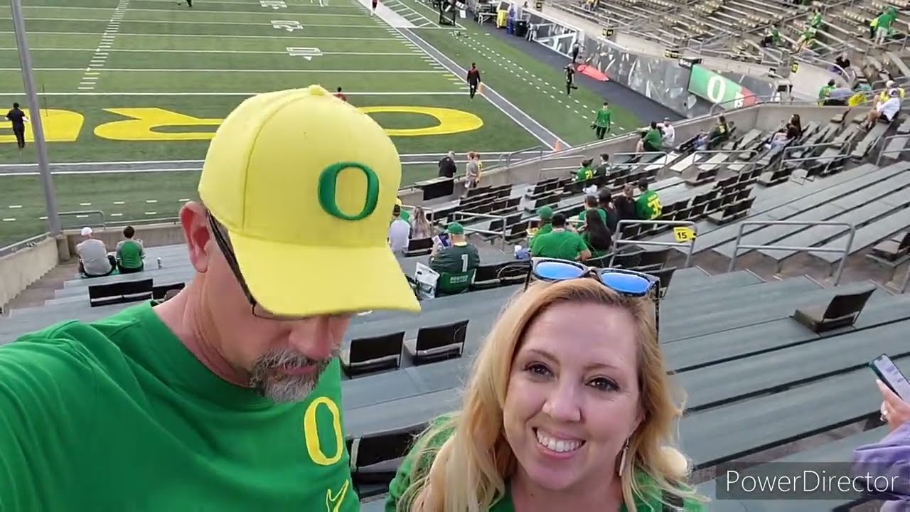 We went to an Oregon Ducks football game.